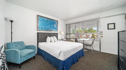 Grand Traverse Motel - image 26
