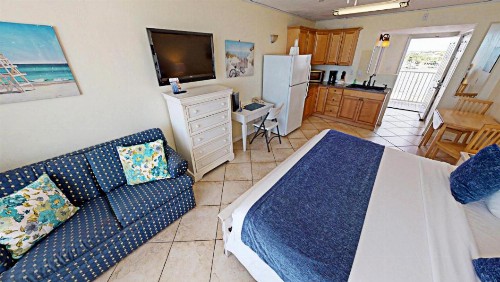 Island Inn Beach Resort - image 22