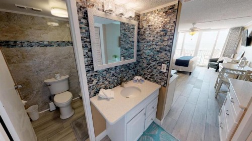 Island Inn Beach Resort - image 33