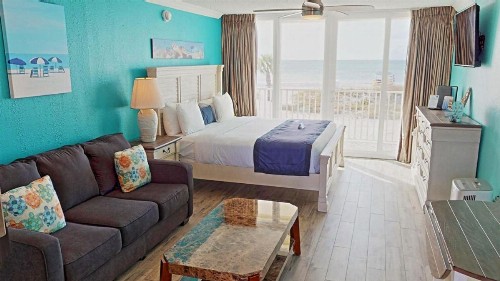 Island Inn Beach Resort - image 41