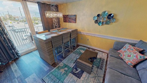 Island Inn Beach Resort - image 46