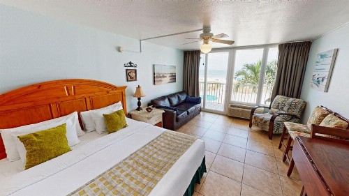 Island Inn Beach Resort - image 49
