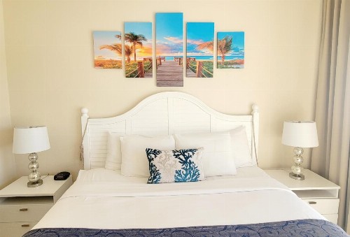 Island Inn Beach Resort - image 6