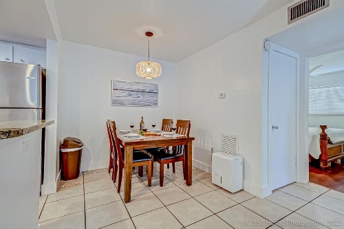 Twins Inn & Apartments - image 20