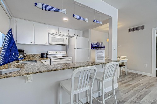 Twins Inn & Apartments - image 21
