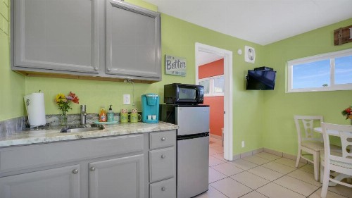 The Beach House - Treasure Island - image 31