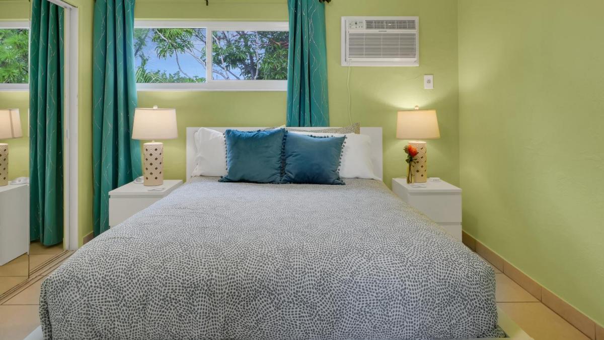 The Beach House - Treasure Island - image 6