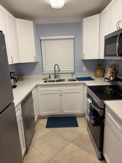 Treasure Island Waterfront Condo - image 11