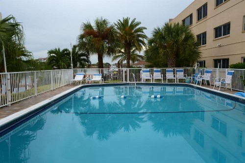 Treasure Island Waterfront Condo - image 24
