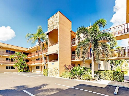 Treasure Island Waterfront Condo - image 5