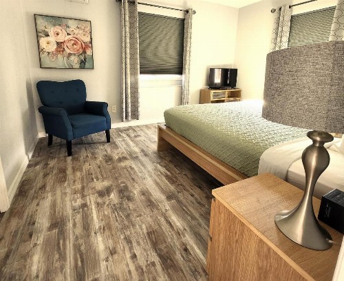 Johns Pass Beach Motel - image 29