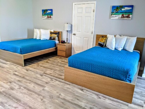 Johns Pass Beach Motel - image 34