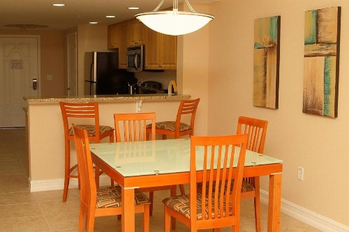 Crystal Palms Beach Resort - No Resort Fees - image 15