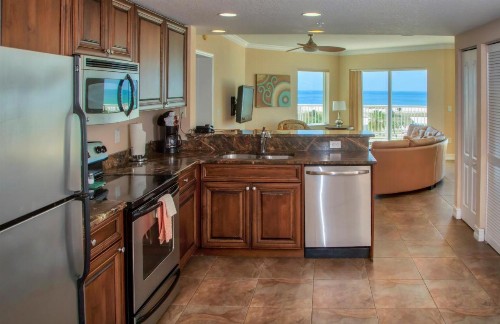 Crystal Palms Beach Resort - No Resort Fees - image 22