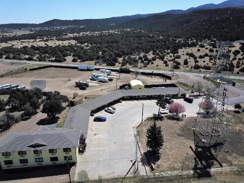 Tower 64 Motel & RV - image 11