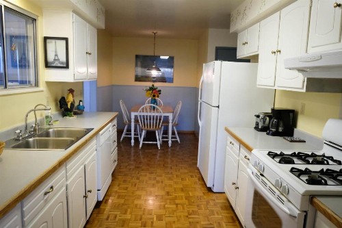 Trinidad Village Retreat - image 10
