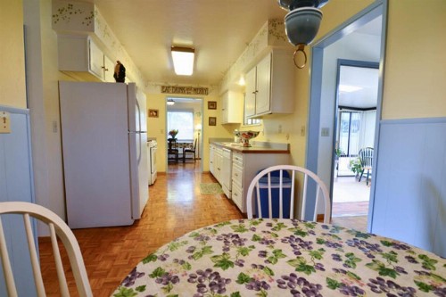 Trinidad Village Retreat - image 3