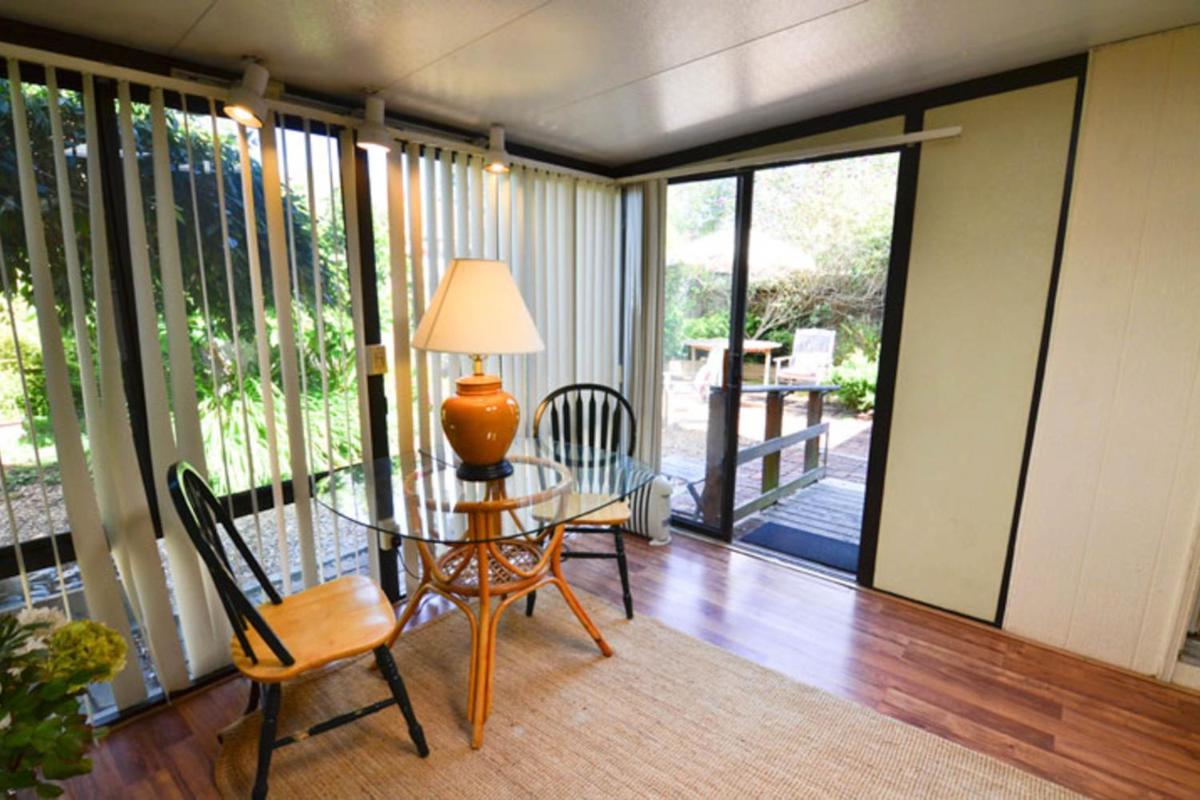 Trinidad Village Retreat - image 4