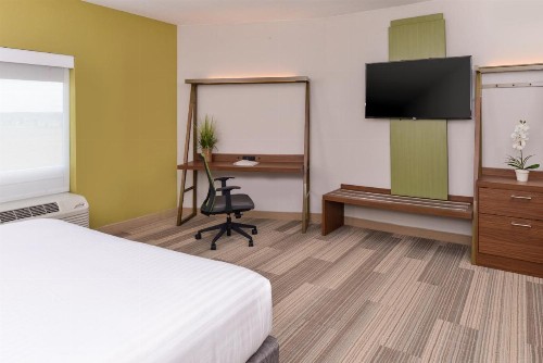 Holiday Inn Express & Suites Trinity an IHG Hotel - image 24