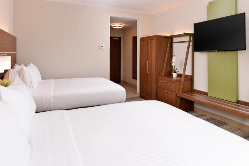 Holiday Inn Express & Suites Trinity an IHG Hotel - image 30