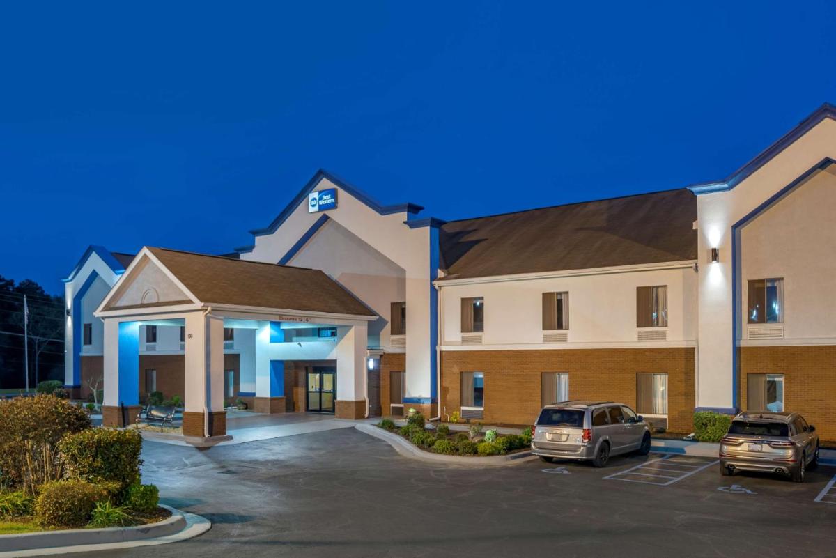 Best Western Troy Inn - image 3