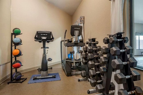 Best Western Troy Inn - image 7