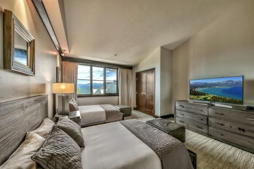Constellation Residences - image 15