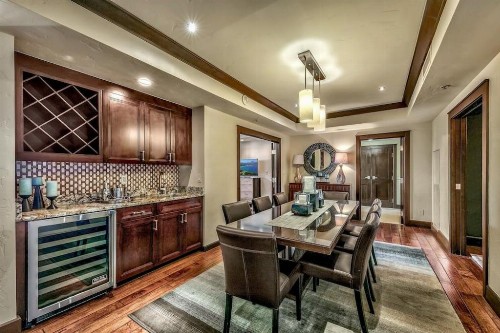 Constellation Residences - image 19