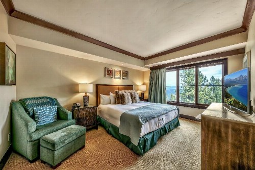Constellation Residences - image 2