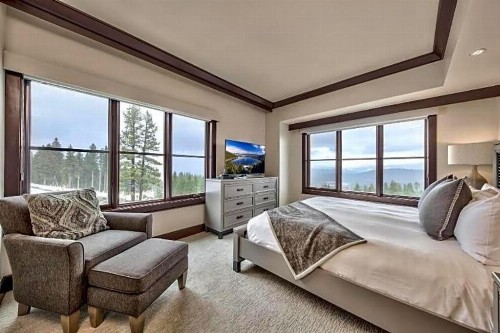 Constellation Residences - image 47