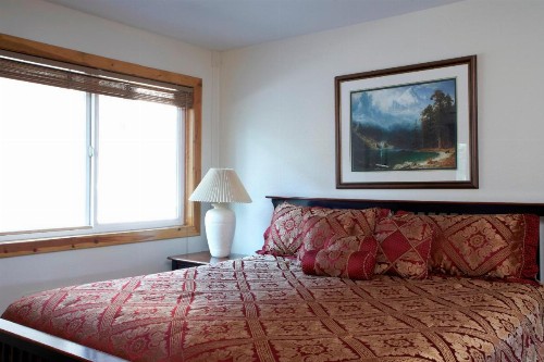 Donner Lake Village - image 6