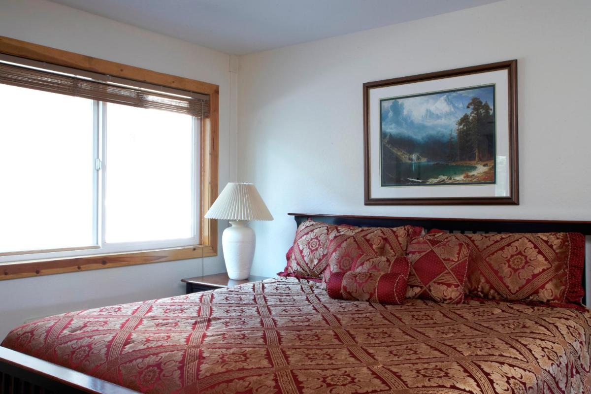 Donner Lake Village - image 6