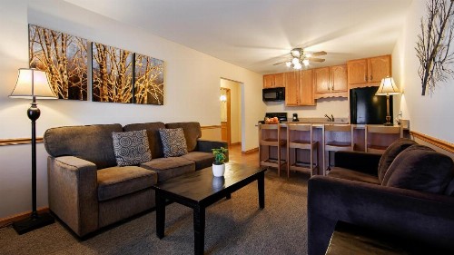 Donner Lake Village - image 7