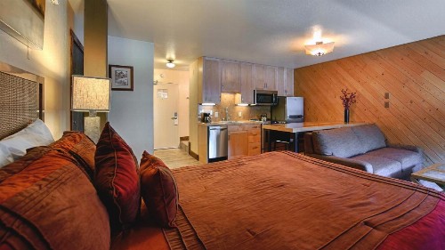Donner Lake Village - image 9