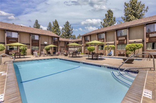 Best Western Plus Truckee-Tahoe Hotel - image 24