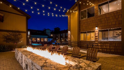 Best Western Plus Truckee-Tahoe Hotel - image 3
