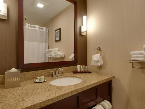 Best Western Plus Truckee-Tahoe Hotel - image 31