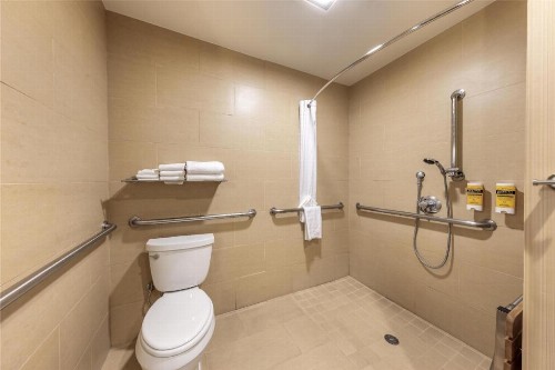Best Western Plus Truckee-Tahoe Hotel - image 39