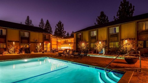 Best Western Plus Truckee-Tahoe Hotel - image 9