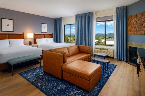 Hampton Inn & Suites Tahoe-Truckee - image 1