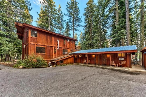Donner Lake Inn B&B - image 14