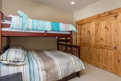 Truckee House - image 6