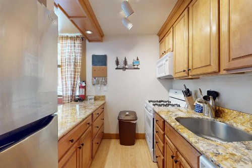 Aspen Grove Hideaway - image 18