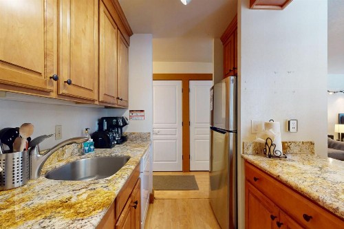 Aspen Grove Hideaway - image 19