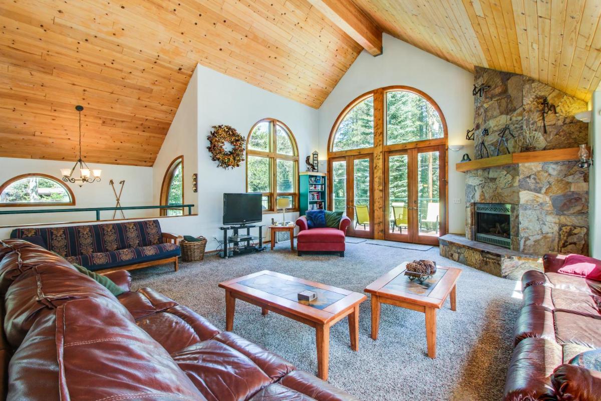 Donner Lake House - main image