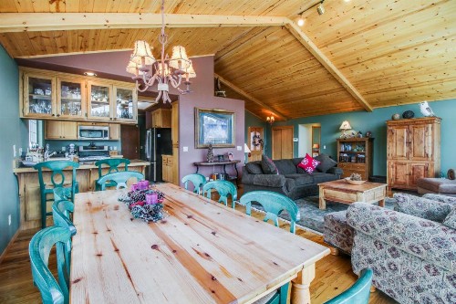 Hillside View Home - image 8