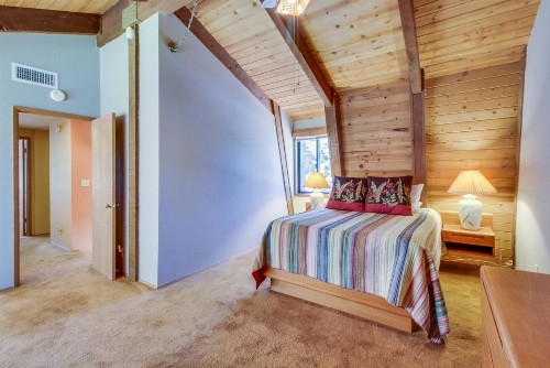 Truckee Mountain Retreat - image 11