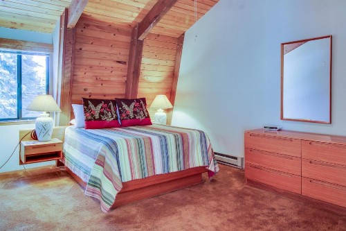 Truckee Mountain Retreat - image 7