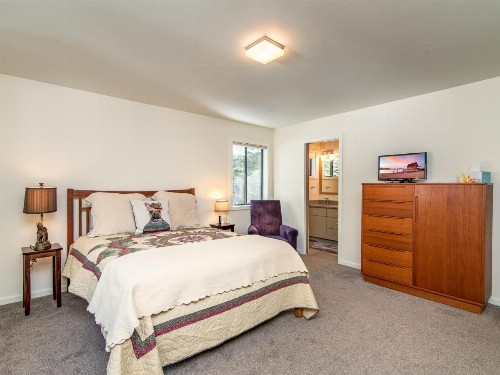 11824 Schussing Way Home - image 4