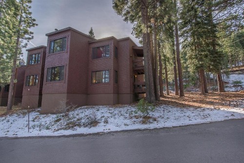 Hodges by Tahoe Truckee Vacation Properties - image 4